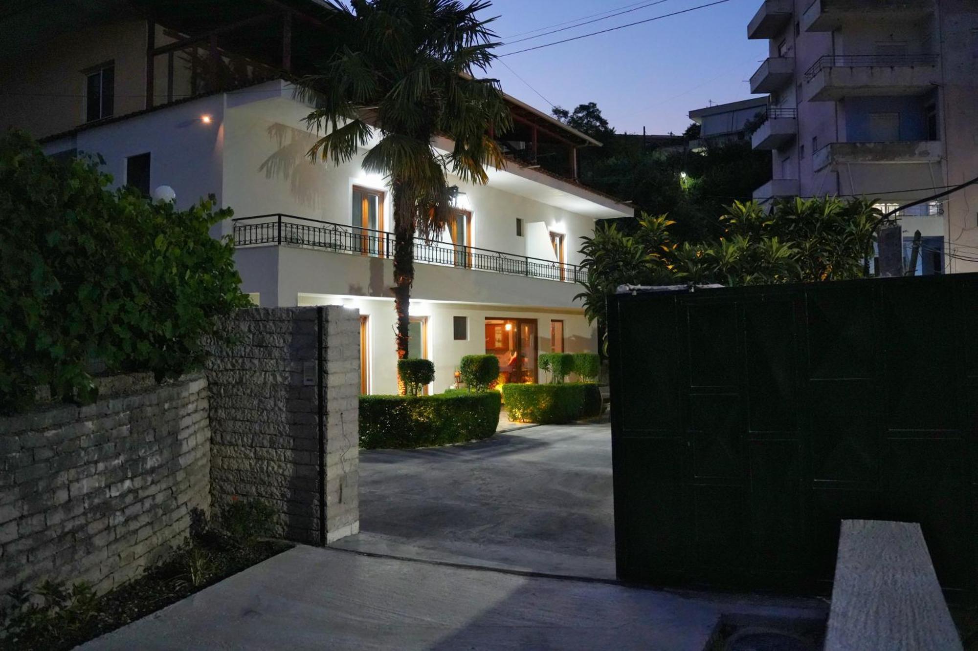 Villa Qeli Гірокастра Екстер'єр фото